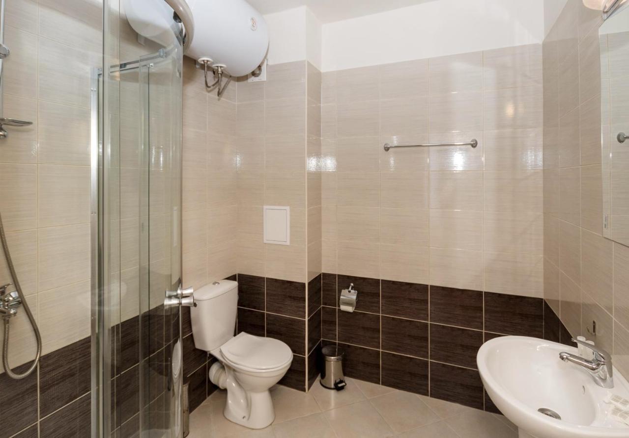 סאני ביץ' New Line Village Apartments מראה חיצוני תמונה